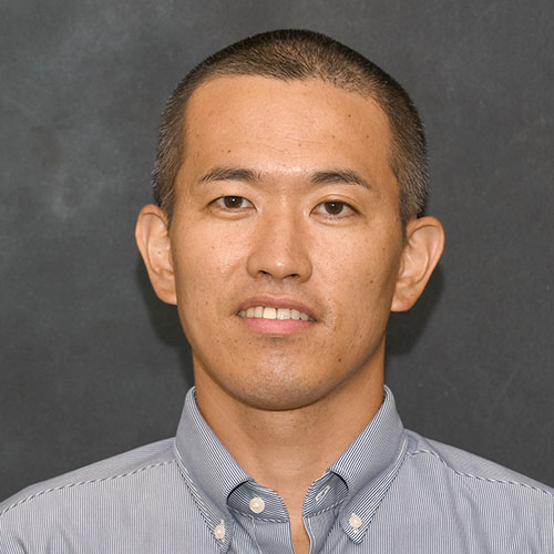 Toshitsugu Ishihara Photo